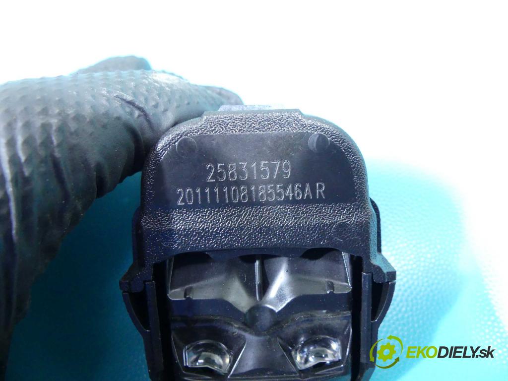 Chevrolet Captiva 2.2 VCDI 184hp automatic 135 kW 2231 cm3 5- snímač déšť: 25831579 (Snímače dažďa)