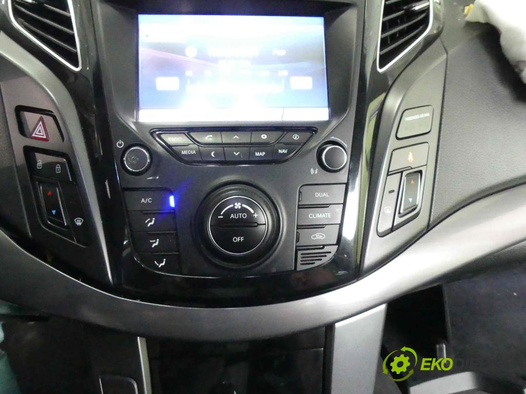 Hyundai I40 1.7 crdi 116 HP manual 85 kW 1685 cm3 4- panel kúrenia 97250-3Z660