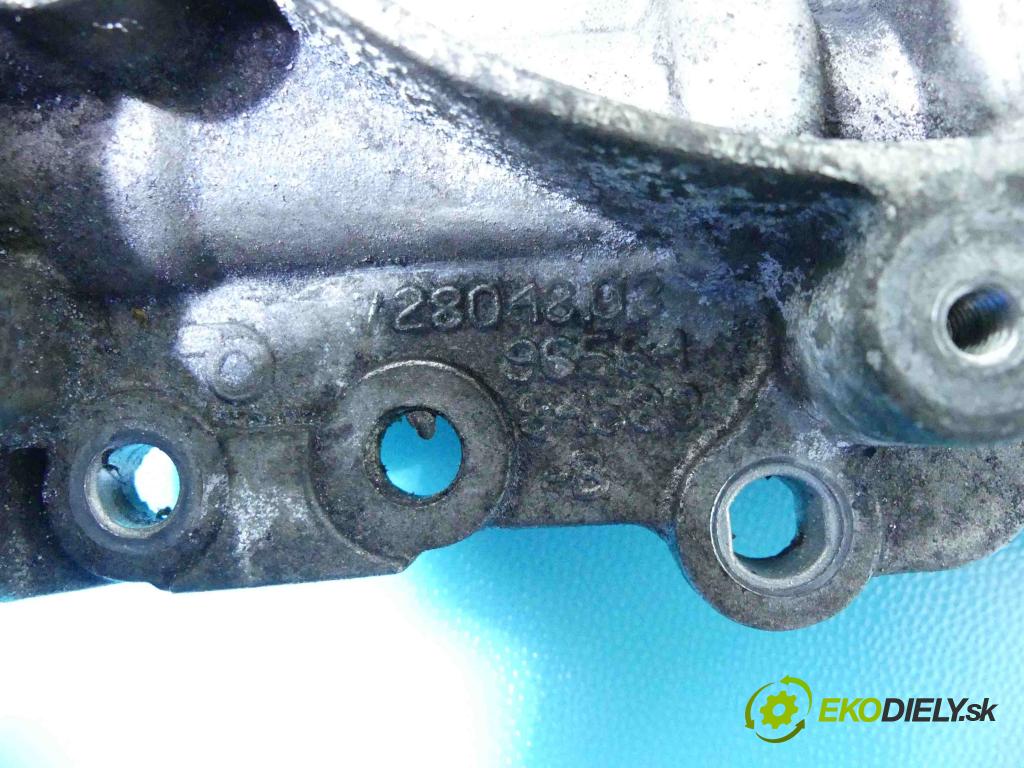 Peugeot 3008 I 2009-2016 1.6 hdi 111KM automatic 82 kW 1560 cm3 5- čerpadlo olej: 9H05 (Olejové pumpy)