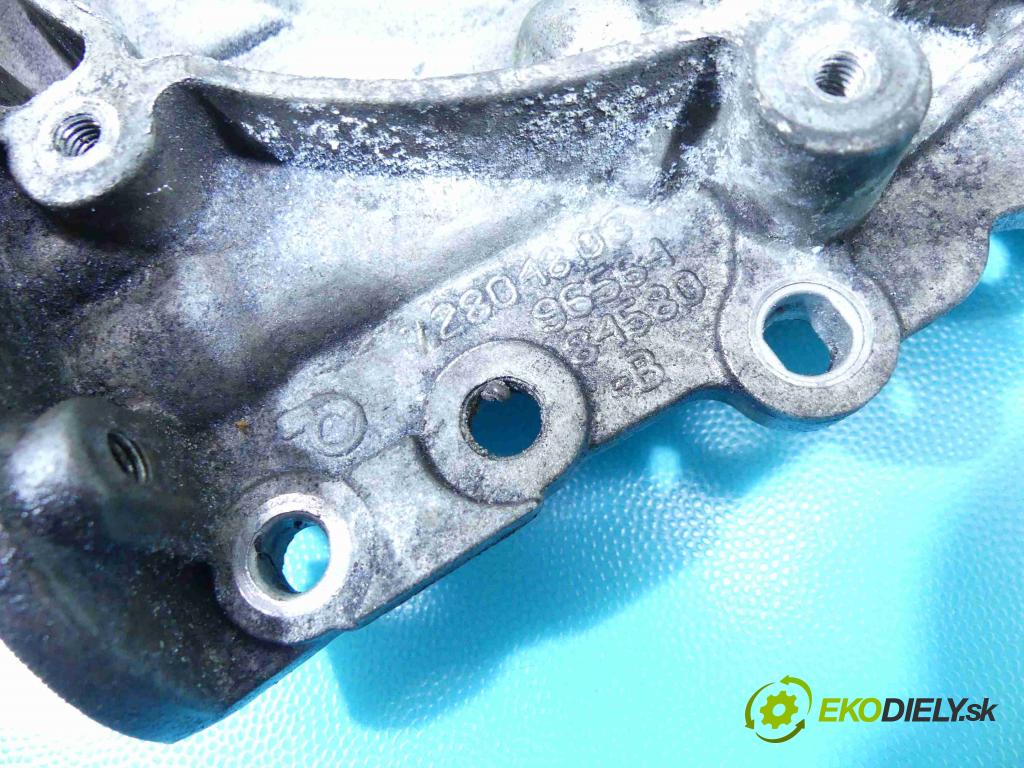 Peugeot 3008 I 2009-2016 1.6 hdi 111KM automatic 82 kW 1560 cm3 5- čerpadlo olej: 9H05 (Olejové pumpy)