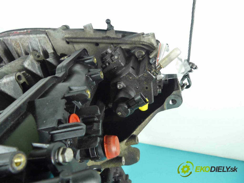 Alfa romeo Giulietta 1.6 jtdm: 105 HP manual 77 kW 1598 cm3 5- čerpadlo vstrekovacia 0445010242 (Vstrekovacie čerpadlá)