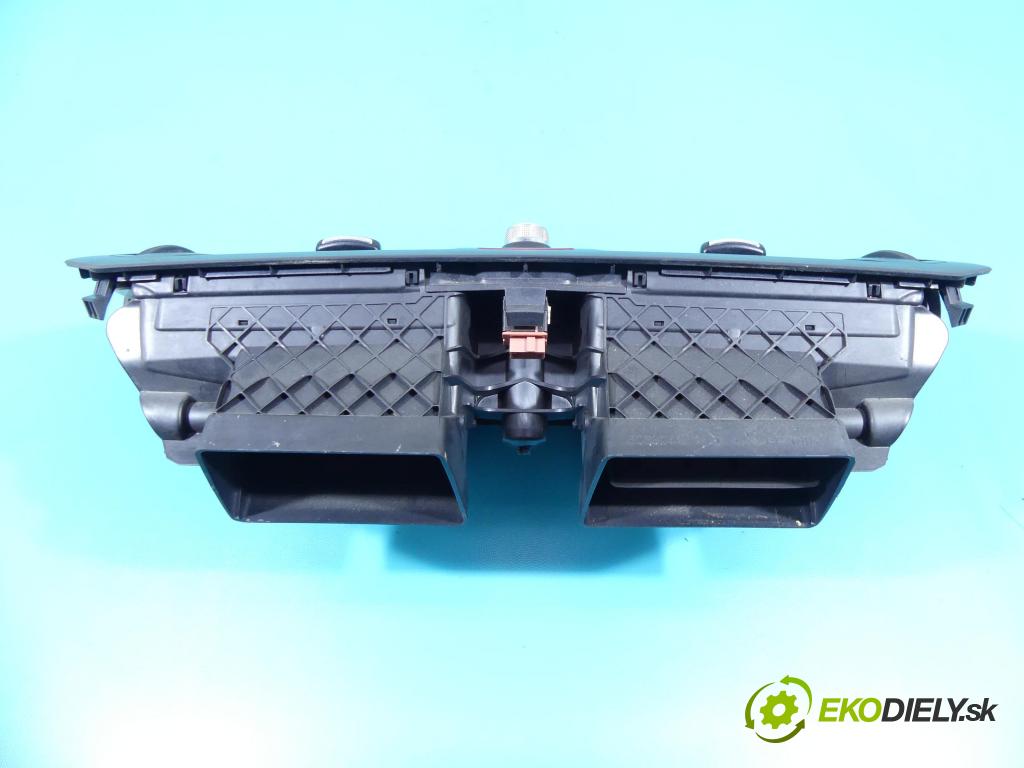 Citroen C4 Grand picasso I 2006-2013 1.6 hdi 109 HP manual 80 kW 1560 cm3 5- Mřížka: kúrenia stredová 9683265580 (Mriežky kúrenia (fukáre))