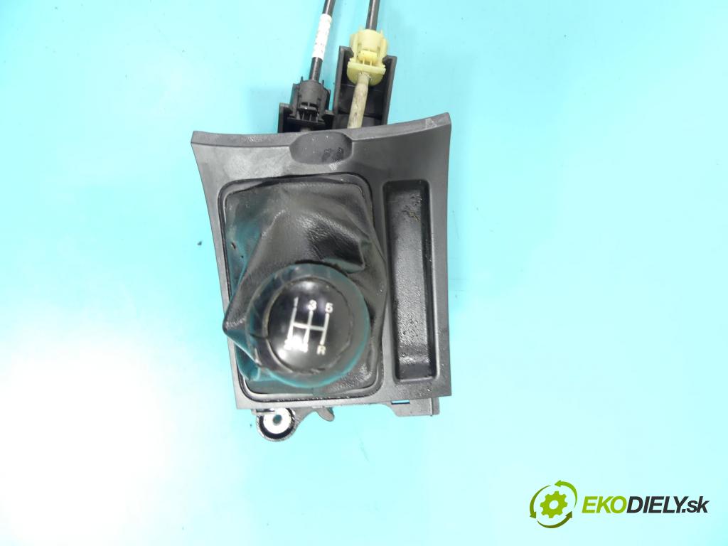 Mazda 3 I BK 2003-2009 1.6 16v 105 HP manual 77 kW 1598 cm3 5- Páka: Změny: stupeň,rýchlosť 8127025200 (Rýchlostné páky / kulisy)