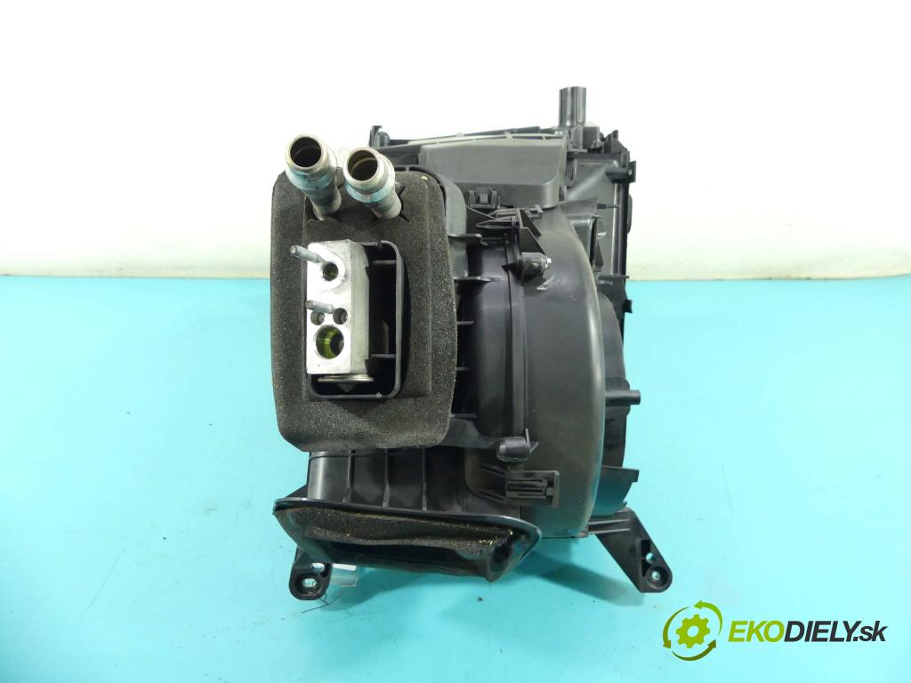 Alfa romeo Giulietta 1.6 jtdm: 105 hp manual 77 kW 1598 cm3 5- radiátor T1009496T (Radiátory topení)