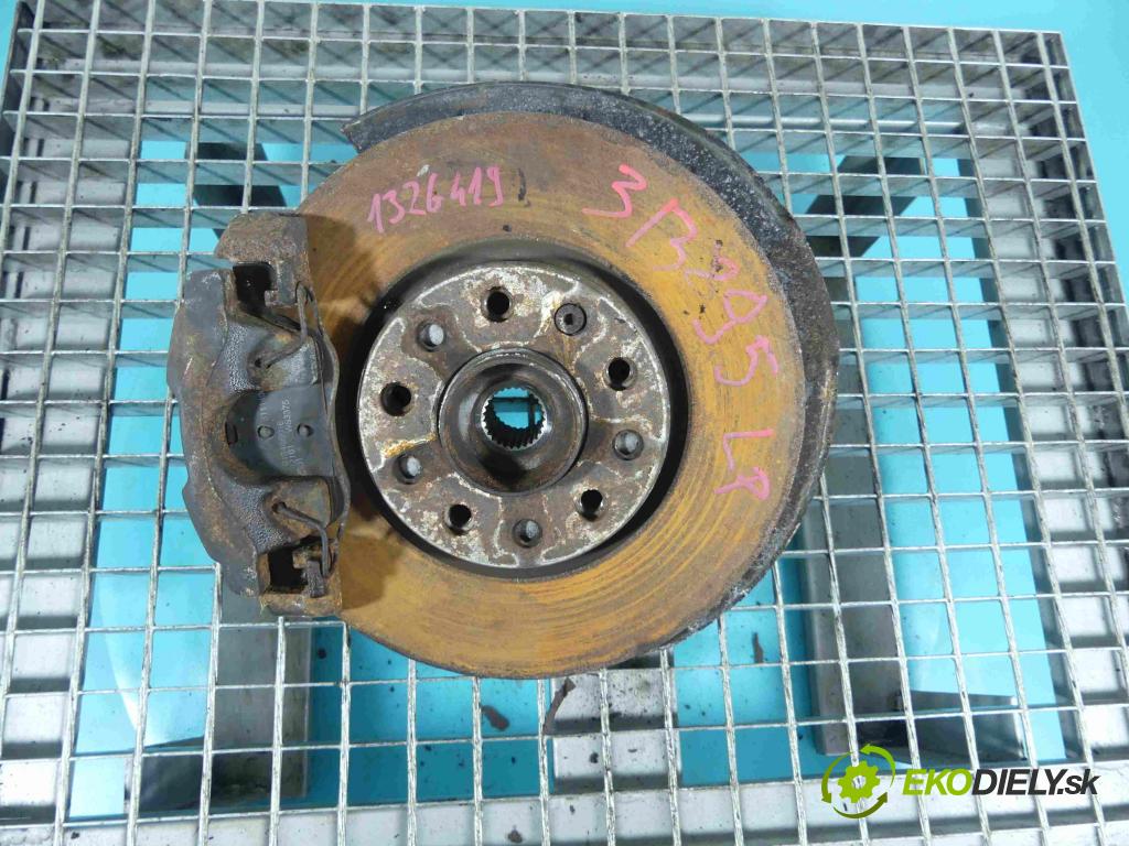 Alfa romeo Giulietta 1.6 jtdm: 105 HP manual 77 kW 1598 cm3 5- náboj ľavé  (Náboje)