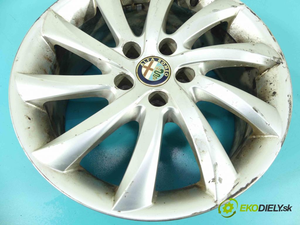 Alfa romeo Giulietta 1.6 jtdm: 105 hp manual 77 kW 1598 cm3 5- hlinikové disky 156093271