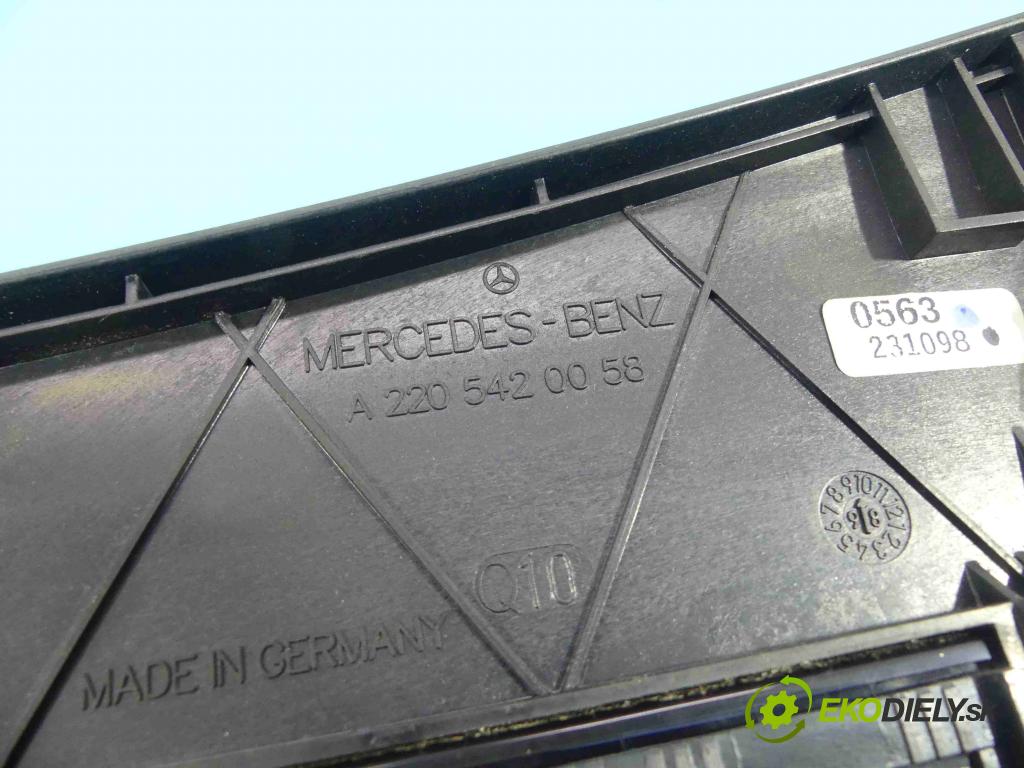 Mercedes S W220 1998-2005 3.2 V6 224hp automatic 165 kW 3199 cm3 4- prístrojovka/ budíky A2205420058 (Prístrojové dosky, displeje)