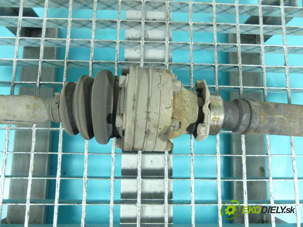 Fiat Stilo 1,8.0 16v 133 HP manual 98 kW 1747 cm3 5- poloos pravé  (Poloosy)