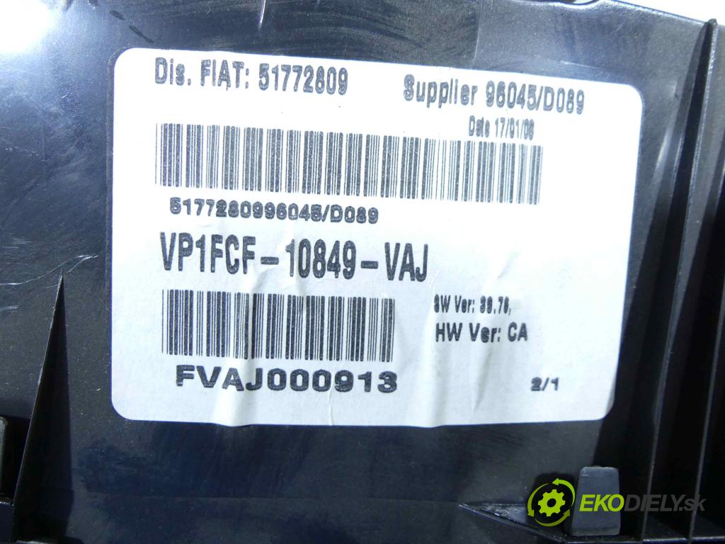 Fiat Stilo 1,8.0 16v 133 HP manual 98 kW 1747 cm3 5- prístrojovka/ budíky 51772809 (Prístrojové dosky, displeje)