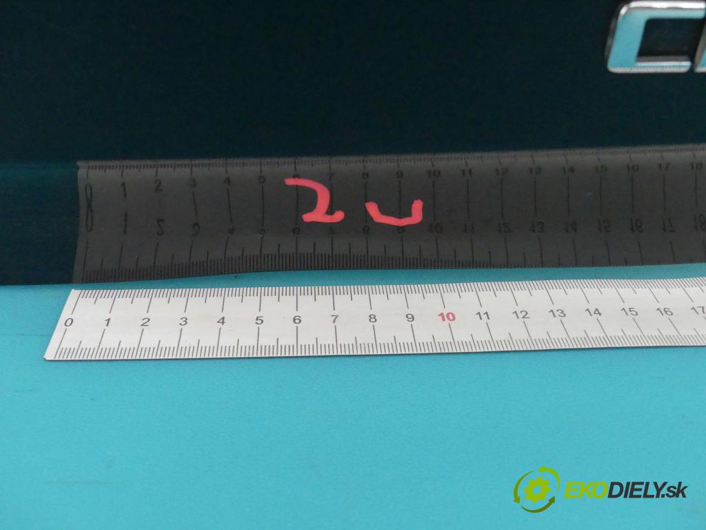 Chevrolet Captiva 2.2d 184 hp automatic 135 kW 2231 cm3 5- zadní kufrové dveře  (Zadní kapoty)