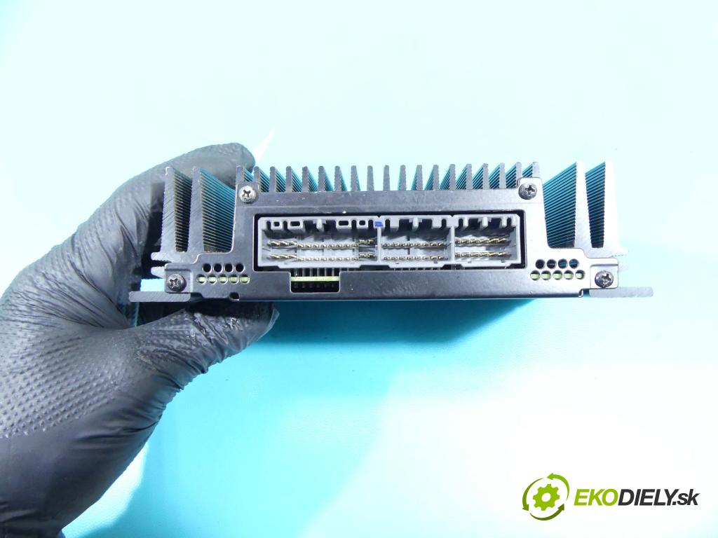 Hyundai I40 1.7 crdi 116 HP manual 85 kW 1685 cm3 4- Zesilovač: 963703Z150 (Zosilňovače)