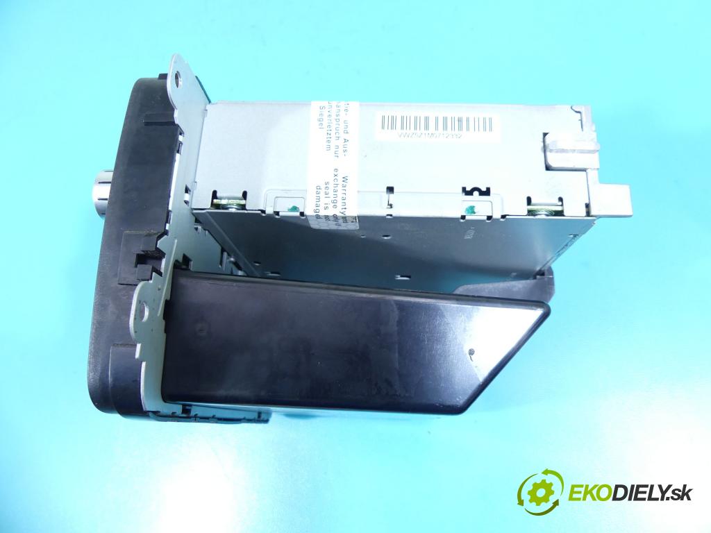 Vw Caddy III 2K 2003-2020 2.0 tdi 140 HP manual 103 kW 1968 cm3 5- Radio originál 5K0035156A