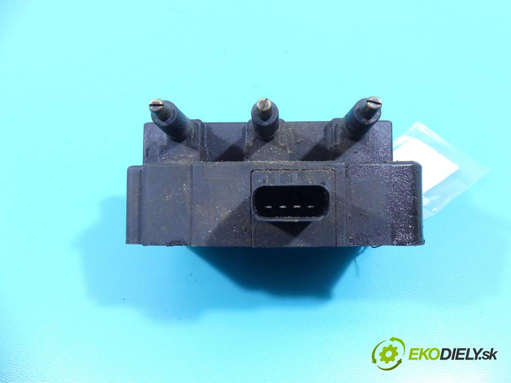 Chrysler Voyager IV 2000-2007 3.3 V6 177 HP automatic 130 kW 3301 cm3 5- cievka zapaľovacia  (Zapaľovacie cievky, moduly)