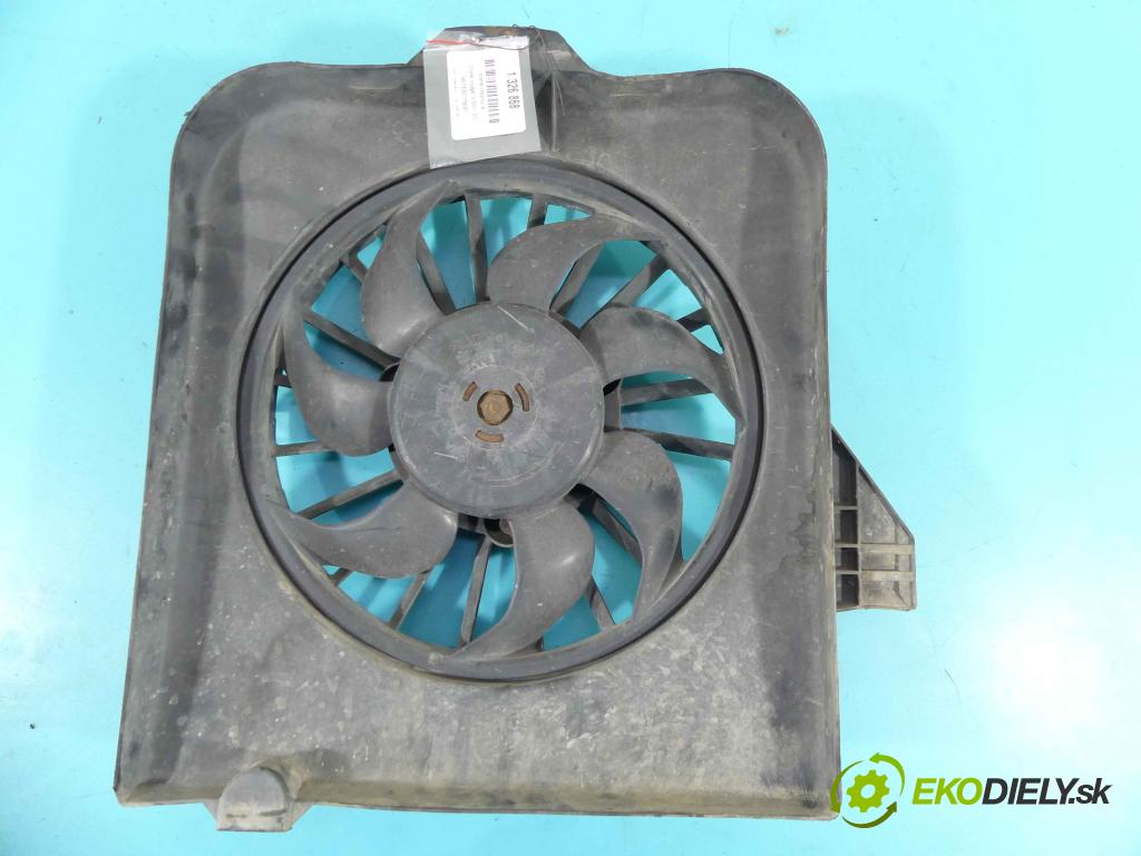 Chrysler Voyager IV 2000-2007 3.3 V6 177 HP automatic 130 kW 3301 cm3 5- Ventilátor chladiča 04809171AC