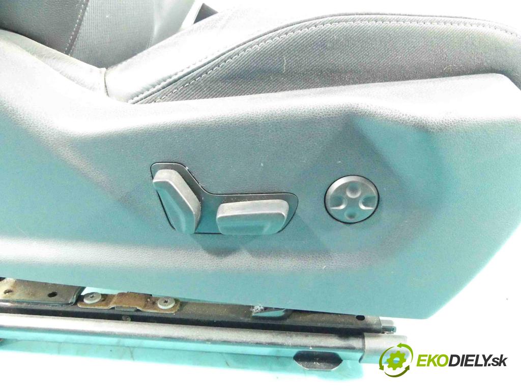 Peugeot 508 2010-2018 2.0 HDI 140 HP manual 103 kW 1997 cm3 4- Sedačka pravý  (Sedačky, sedadlá)