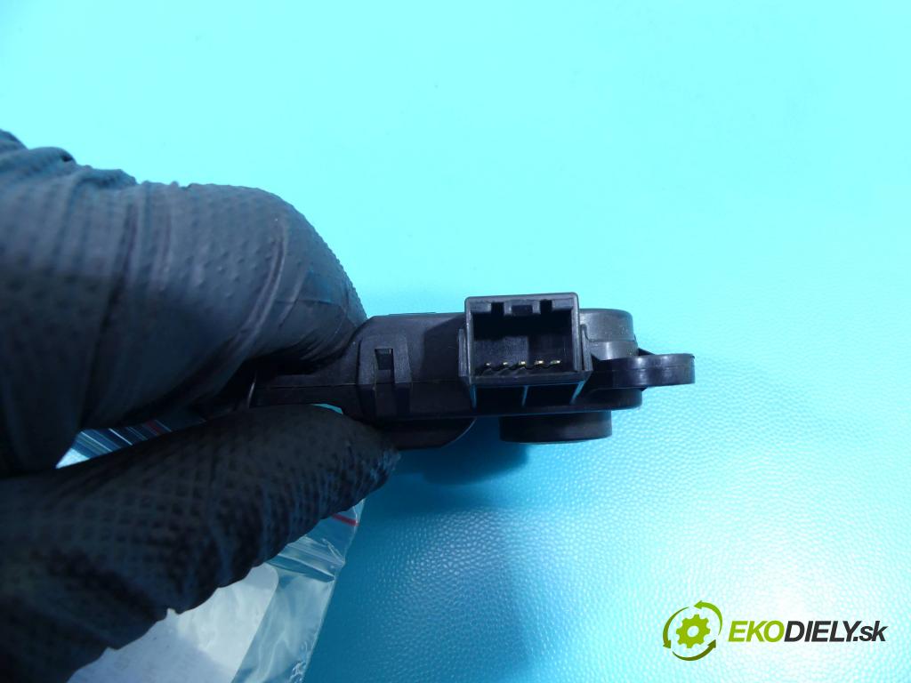 Hyundai I40 1.7 crdi 116 hp manual 85 kW 1685 cm3 4- motorek topení H40073-0880