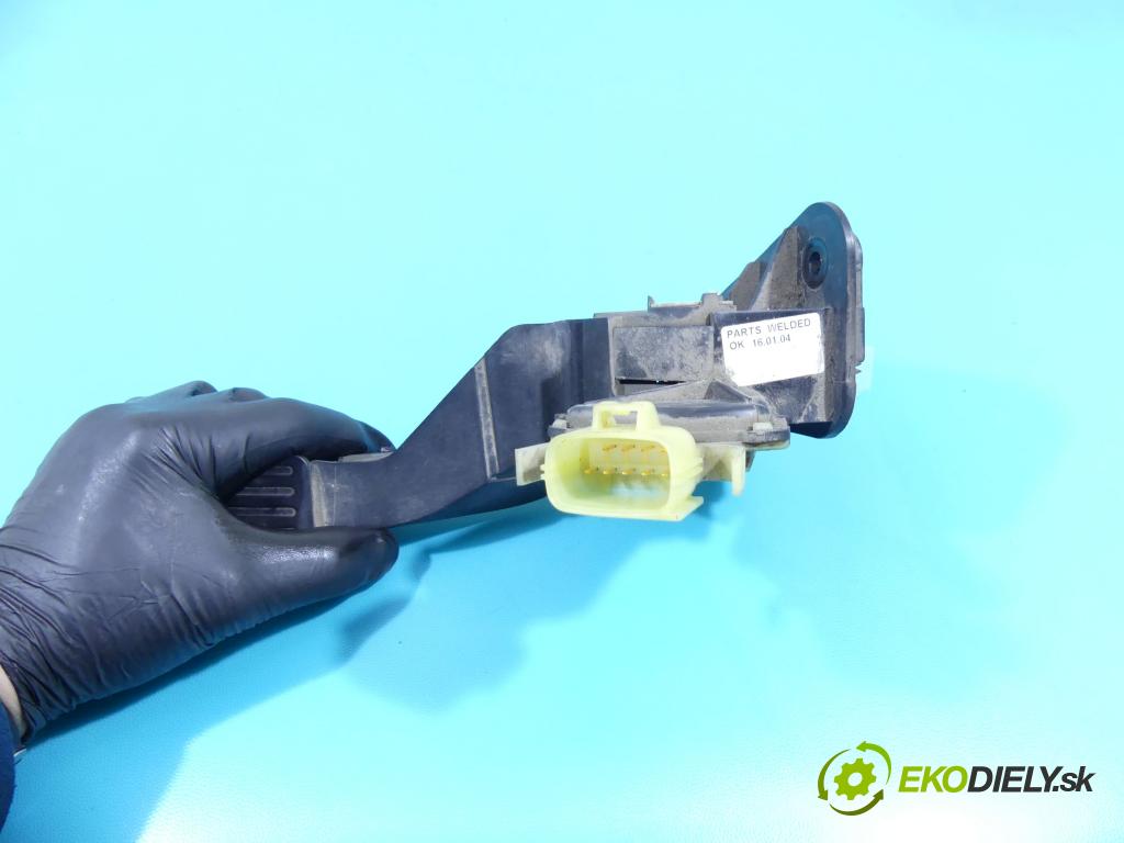 Ford Transit 2000-2006 2.0 tddi 101 HP manual 74 kW 1998 cm3 5- pedále  (Pedále)