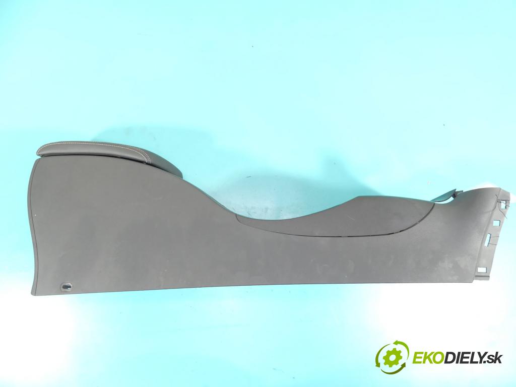 Renault Laguna III 2007-2015 2.0 16v 140 HP manual 103 kW 1997 cm3 5- operadlo 969100013R (Lakťové opierky)