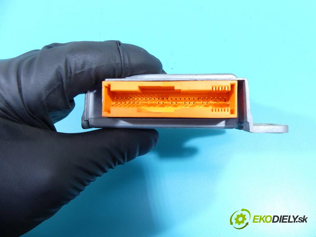 Renault Megane I 1995-2003 1.4 16v 95 HP manual 70 kW 1390 cm3 4- modul riadiaca jednotka 8200117651A (Ostatné)