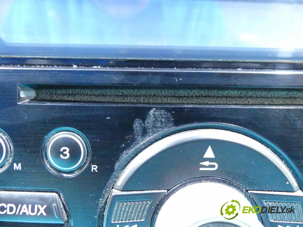 Honda Insight II 2009-2014 1.3 16V hybrid 88 HP automatic 65 kW 1339 cm3 5- Radio originál 39100-TM8-G02