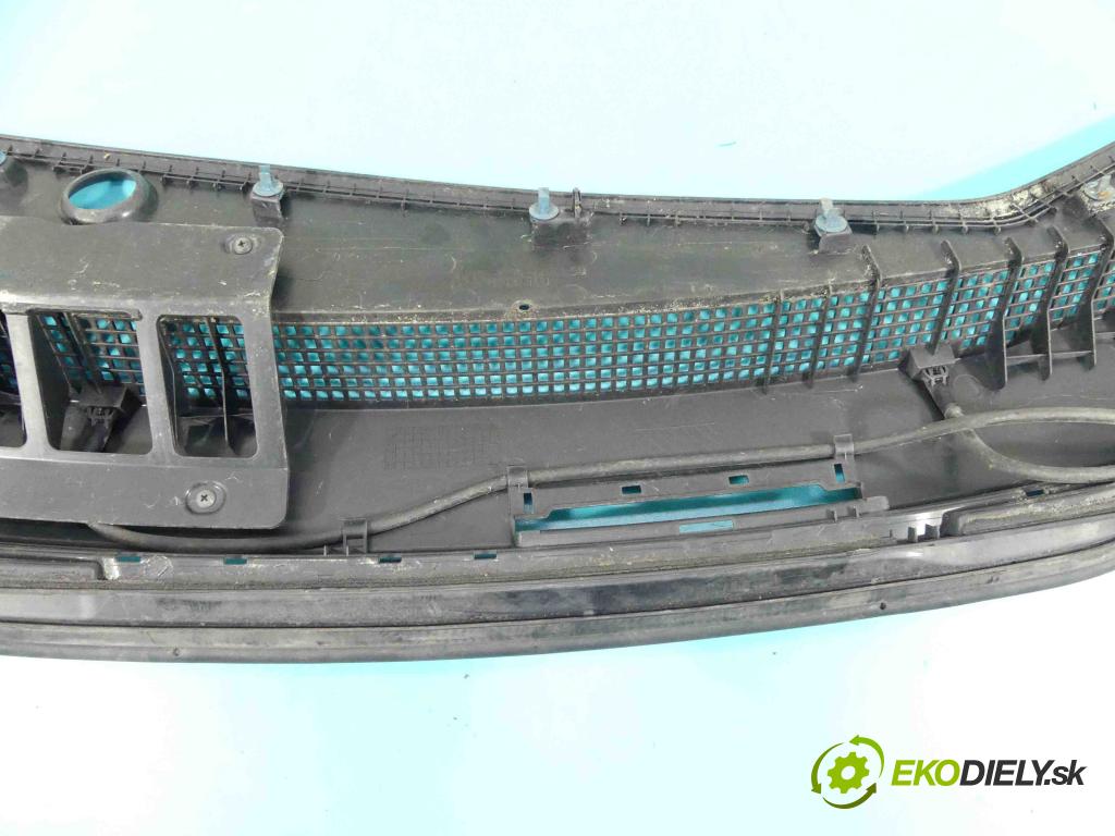 Honda Insight II 2009-2014 1.3 16V hybrid 88 HP automatic 65 kW 1339 cm3 5- torpédo 74200-TM8-A002-50 (Torpéda)