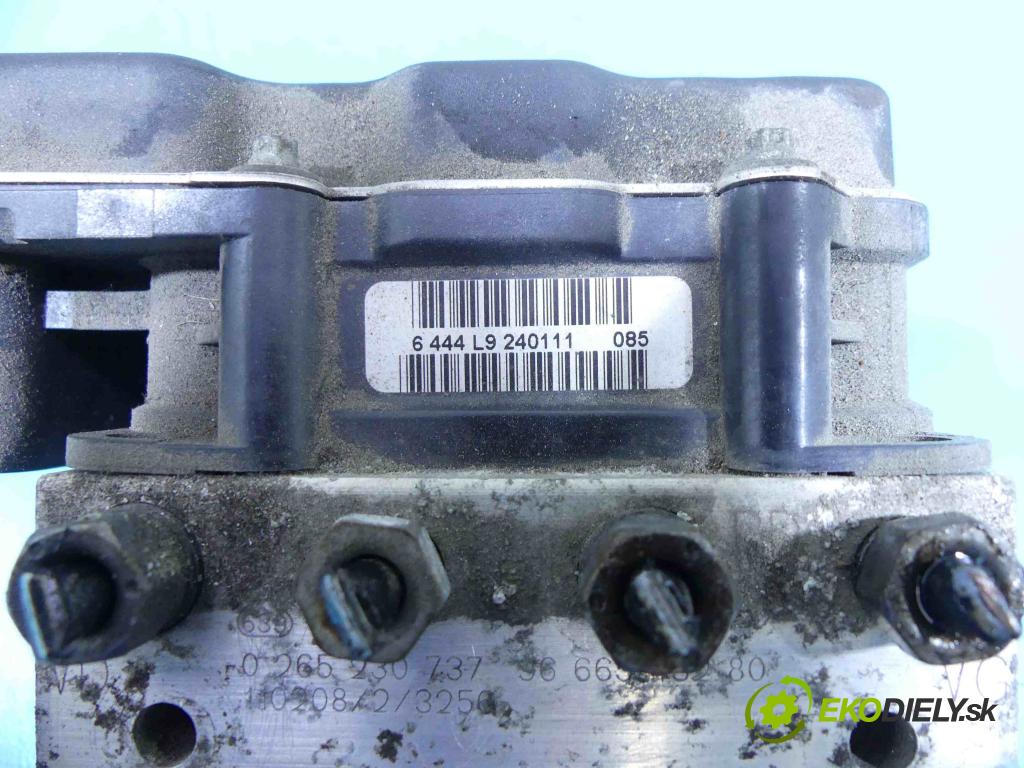 Peugeot 508 2010-2018 2.0 HDI 140 HP manual 103 kW 1997 cm3 4- čerpadlo abs 0265951245 (Pumpy ABS)