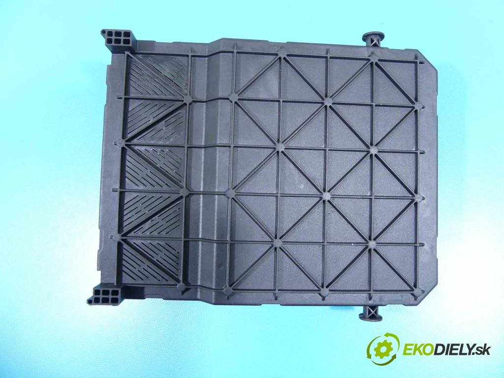 Citroen C3 I 2002-2009 1.4 8V 73 HP manual 54 kW 1360 cm3 5- modul riadiaca jednotka 9650585780 (Ostatné)