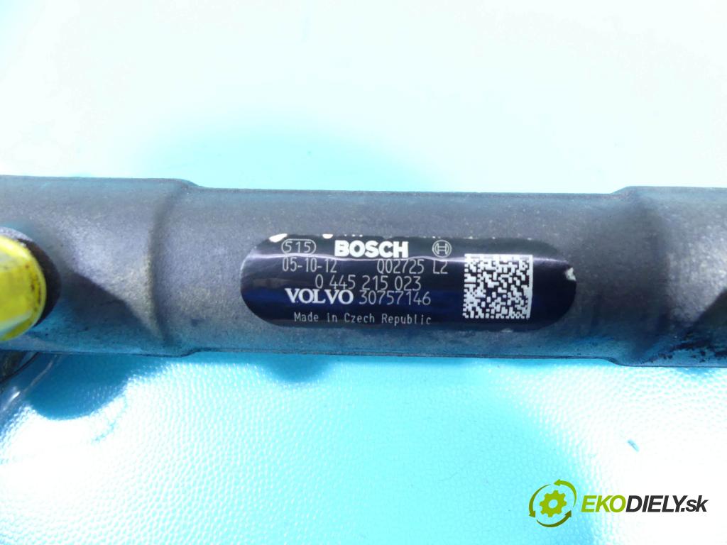 Volvo XC90 I 2002-2014 2.4 D5 185 HP automatic 136 kW 2401 cm3 5- lišta vstrekovacia 0281002712 (Vstrekovacie lišty)