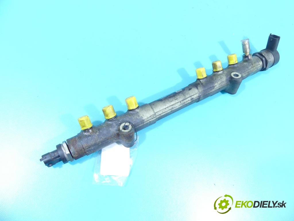 Volvo XC90 I 2002-2014 2.4 D5 185 HP automatic 136 kW 2401 cm3 5- lišta vstrekovacia 0281002712 (Vstrekovacie lišty)