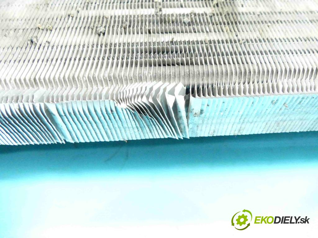 Renault Master II 1998-2010 2.2 dci 90 HP manual 66 kW 2188 cm3 5- chladič voda: 20211020 (Chladiče vody)