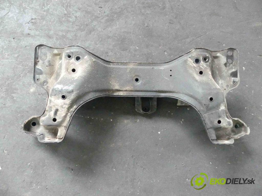 Honda Civic VI 1995-2001 1.4 16v 90 hp manual 66 kW 1396 cm3 5- výztuha motoru