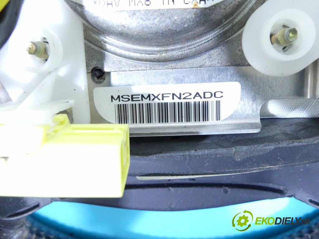 Mazda Tribute I 2000-2007 2.0 16V 124hp manual 91 kW 1989 cm3 5- volant YL84 78043B13 (Volanty)