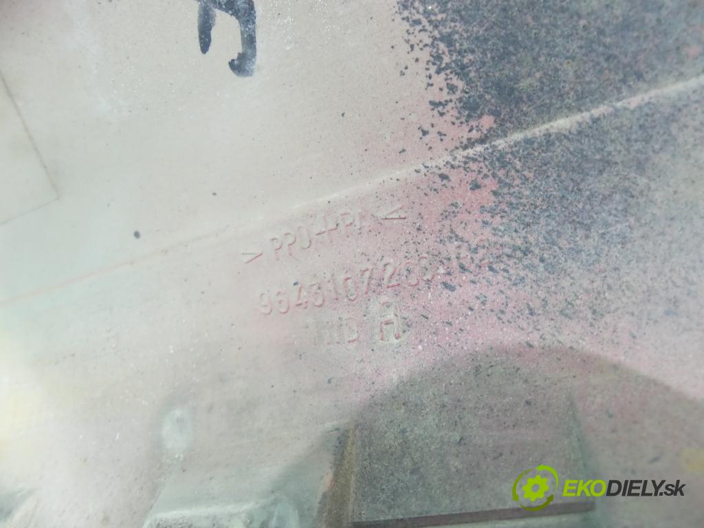 Peugeot 307 1.4 8V 75 hp manual 55 kW 1360 cm3 5- blatnik přední levý