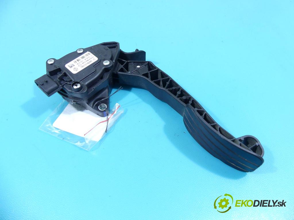 Opel Movano III 2010-2022 2.3 CDTI 163 HP manual 120 kW 2299 cm3 5- pedále 6PV009978-01 (Pedále)