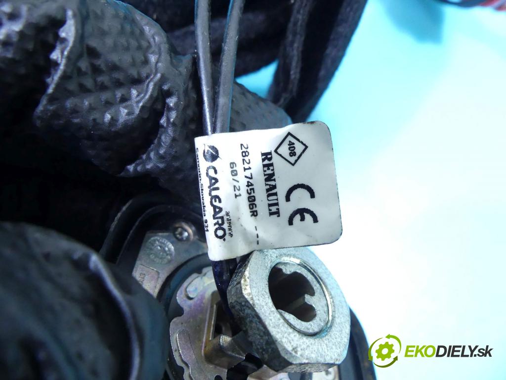 Opel Movano III 2010-2022 2.3 CDTI 163 HP manual 120 kW 2299 cm3 5- Radio originál 281152370R