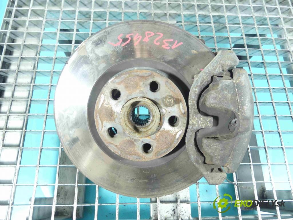 Fiat Ulysse I 1994-2002 1.9 TD 91 KM manual 67 kW 1905 cm3 5- náboj pravé  (Náboje)