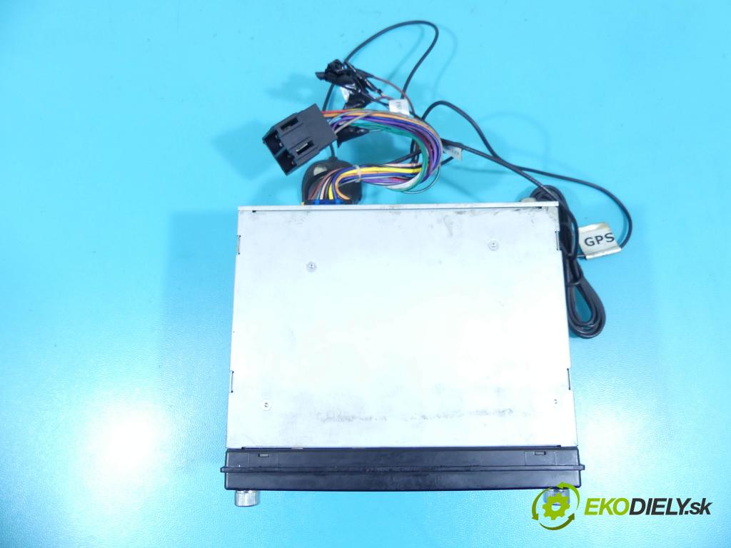 Vw Passat B5 1995-2005 2.8 V6 193 HP manual 142 kW 2771 cm3 5- Radio BX110627AA00048