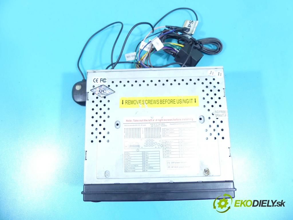 Vw Passat B5 1995-2005 2.8 V6 193 HP manual 142 kW 2771 cm3 5- Radio BX110627AA00048