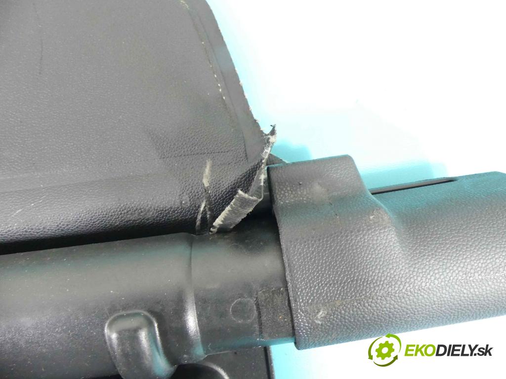 Skoda Fabia I 1999-2007 1.4 tdi 69KM manual 51 kW 1422 cm3 5- roleta 6Y9867871C (Rolety kufra)