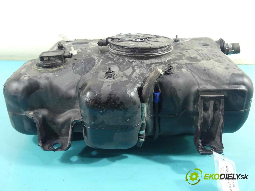 Opel Movano III 2010-2022 2.3 CDTI 163 HP manual 120 kW 2299 cm3 5- Nádrž: AdBlue: 0444040014