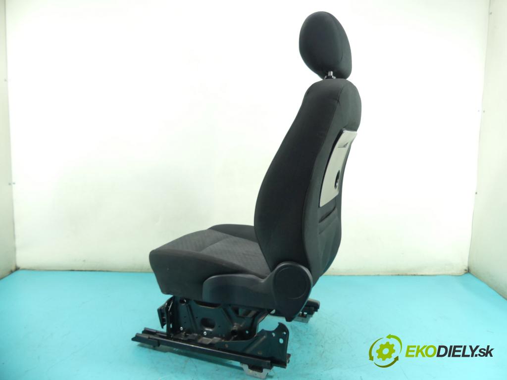 Ford Galaxy Mk2 2006-2015 1.8 tdci 125 HP manual 92 kW 1753 cm3 5- Sedačka pravý  (Sedačky, sedadlá)