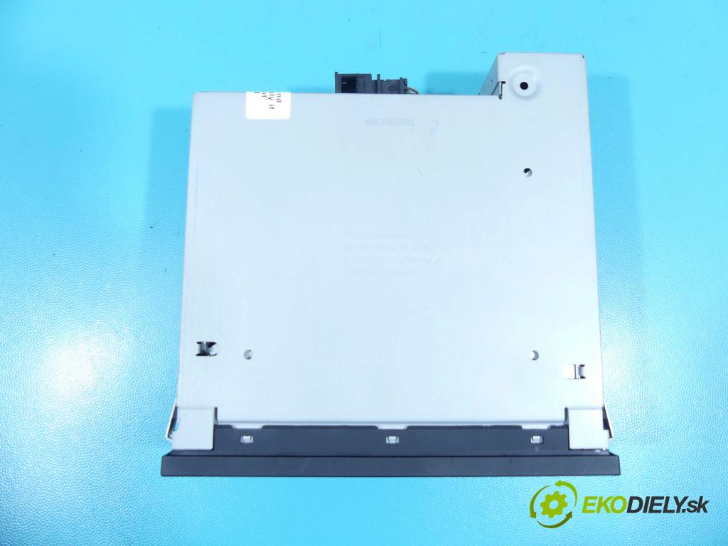 Audi A4 B7 2004-2008 3.0 tdi 232KM automatic 171 kW 2967 cm3 5- Menič: cd 8E0035111D (CD meniče)