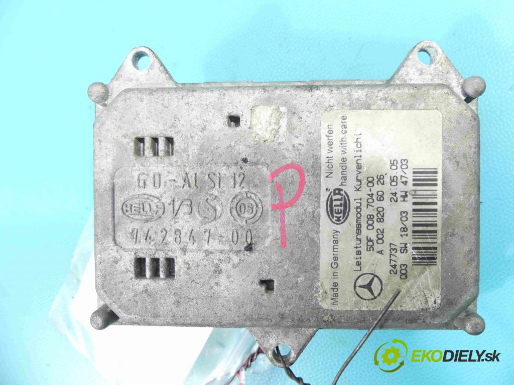 Mercedes E W211 2002-2009 4.0 cdi 260 HP automatic 191 kW 3996 cm3 4- střídač: xenon A0028206026 (Riadiace jednotky xenónu)