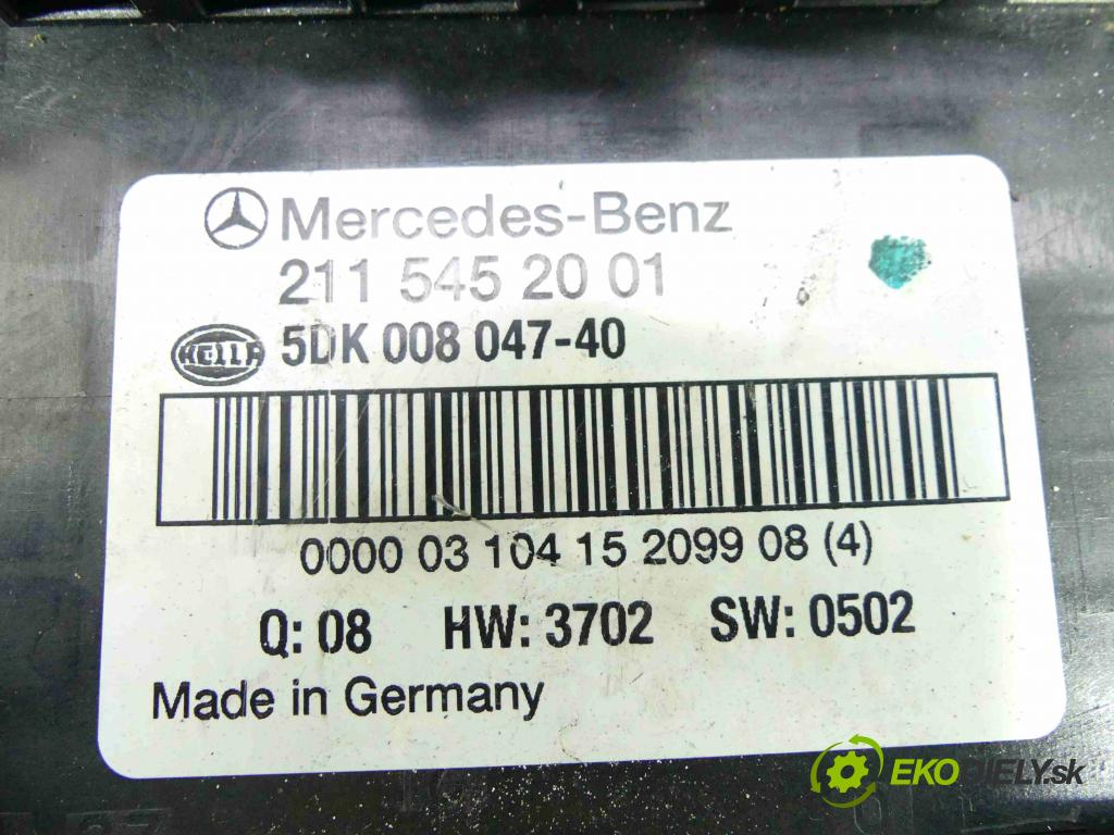Mercedes E W211 2002-2009 4.0 cdi 260 hp automatic 191 kW 3996 cm3 4- skříňka pojistková 5DK008047-40 (Pojistkové skříňky)