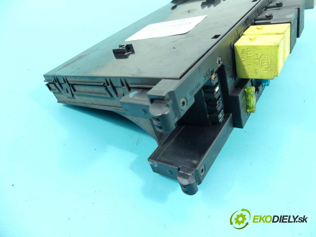 Mercedes E W211 2002-2009 4.0 cdi 260 hp automatic 191 kW 3996 cm3 4- skříňka pojistková 5DK008047-40 (Pojistkové skříňky)