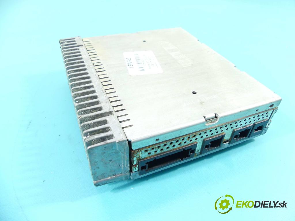 Mercedes E W211 2002-2009 4.0 cdi 260 HP automatic 191 kW 3996 cm3 4- Zesilovač: A2118274542 (Zosilňovače)