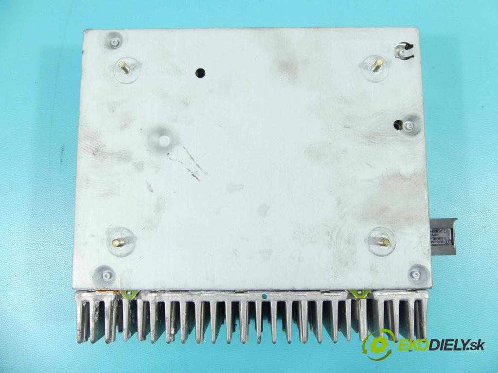 Mercedes E W211 2002-2009 4.0 cdi 260 HP automatic 191 kW 3996 cm3 4- Zesilovač: A2118274542 (Zosilňovače)