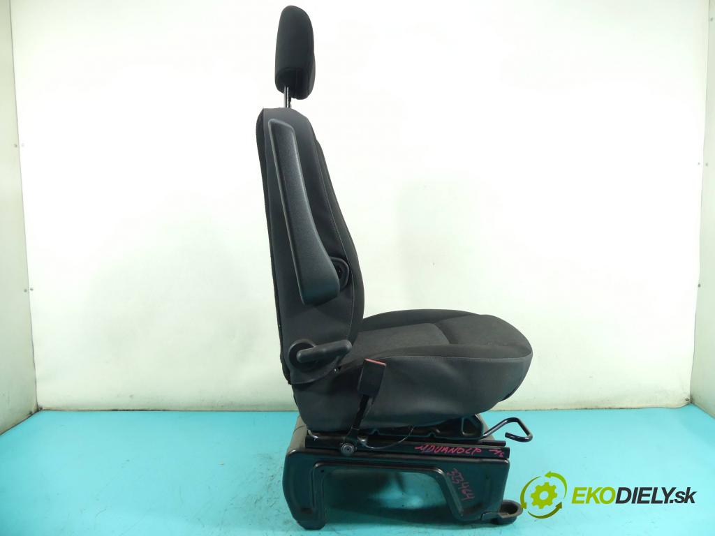 Opel Movano III 2010-2022 2.3 CDTI 163 HP manual 120 kW 2299 cm3 5- Sedačka ľavý  (Sedačky, sedadlá)