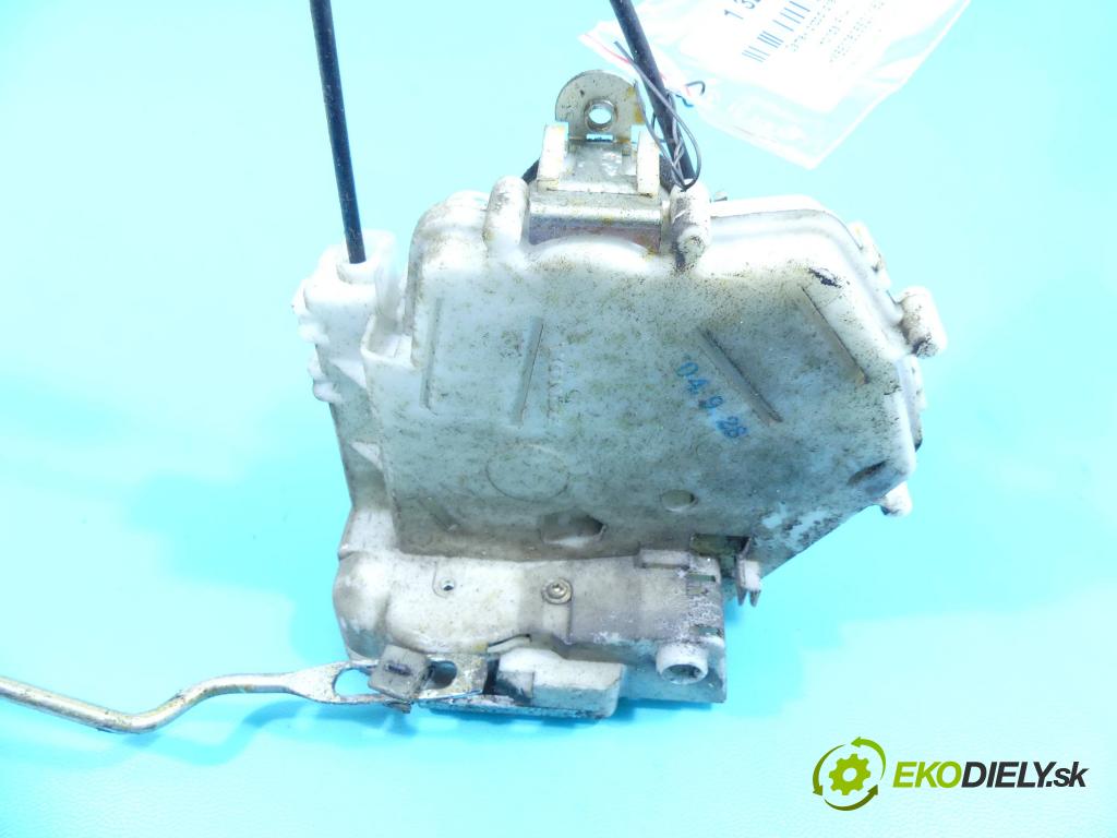 Honda Fr-v 2.0 16V 150 hp manual 110 kW 1998 cm3 5- zámek přední pravý