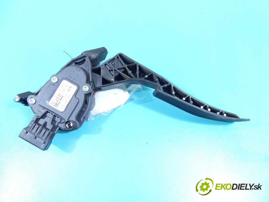 Opel Astra IV 2009-2015 1.7 cdti 131 HP manual 96 kW 1686 cm3 5- pedále 13252702 (Pedále)